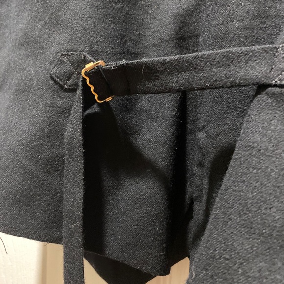 Made in Romania wool black vest. - Picture 6 of 12